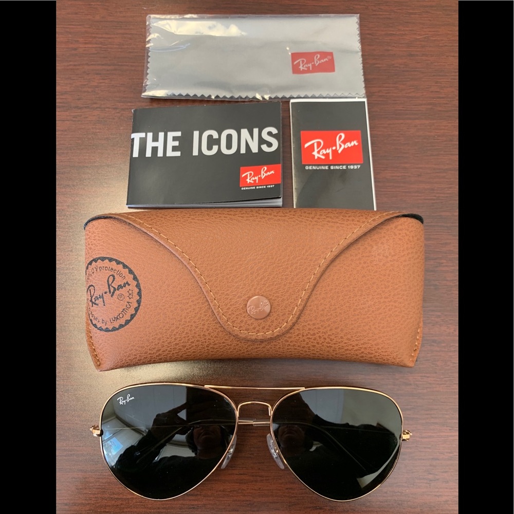 Brand new Ray-Ban RB3025 Classic Aviator